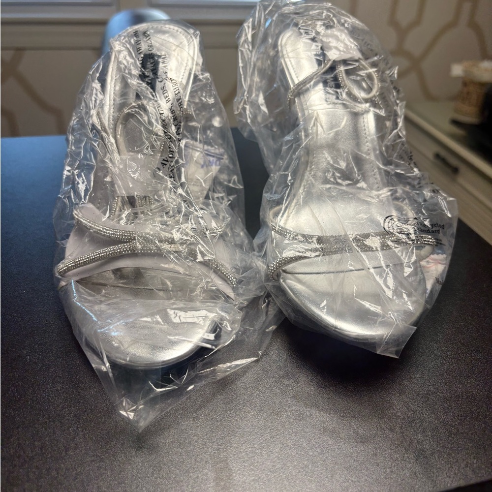 Nine West Silver Metallic Strappy Women's Heels